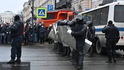 России предложили "более разнообразно" наказывать провокаторов за насилие на митингах