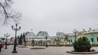 В Украине снизили налог на посылки из-за рубежа