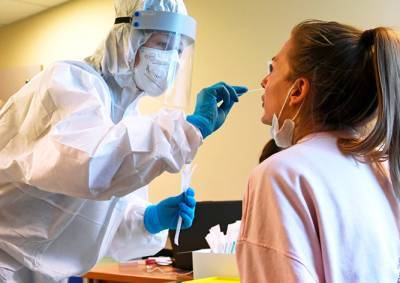 Власти Чехии хотят финансово мотивировать жителей к тестированию на коронавирус