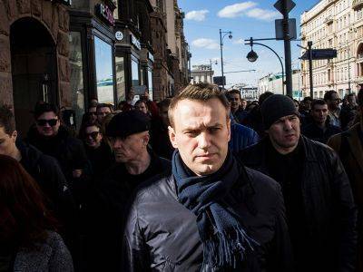 В квартире Навального проходит обыск