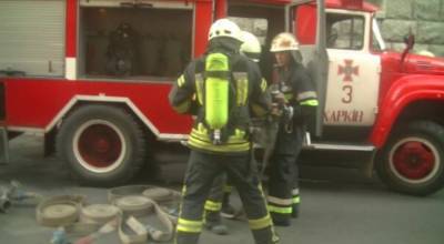 Пожары вспыхивают по Харькову и области, спасатели едва успевают тушить: подробности ЧП