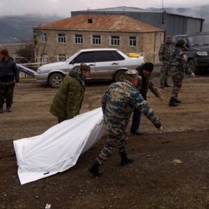 Армянской стороне передали тела погибших в Карабахе солдат