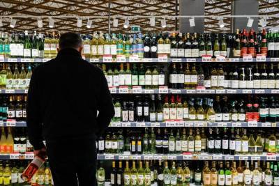 Госдума в первом чтении поддержала запрет продажи алкоголя в пластиковых бутылках