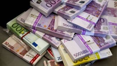 Раскрыты преимущества инвестиций в европейскую валюту