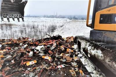 На окраине Петрозаводска попытались «похоронить» партию отходов