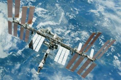 Астронавты NASA вышли в открытый космос для выполнения монтажных работ