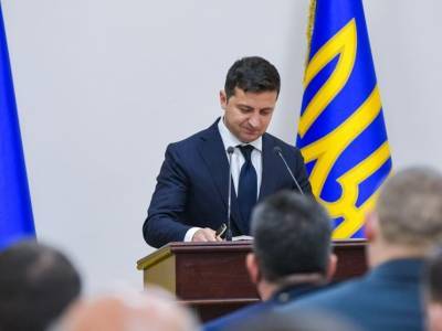 Зеленский отозвал закон о восстановлении доверия к конституционному судопроизводству