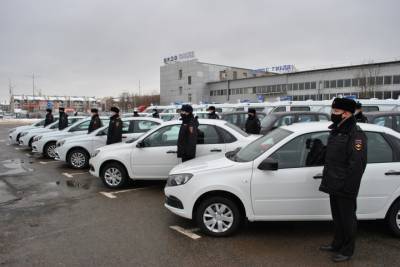 Тамбовские полицейские получили более 30 новых служебных машин