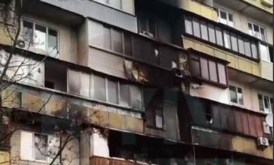 В Киеве пламенем охватило многоэтажку, всплыли детали: "пожарные сбрасывали вызов и ехали полчаса"