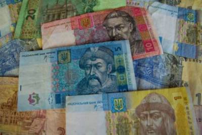 Украинцам могут «подрезать» пенсии