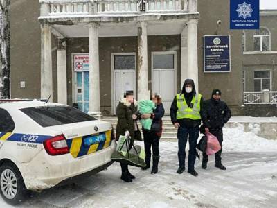 Застряли с младенцем по дороге в больницу: последствия непогоды в Одессе