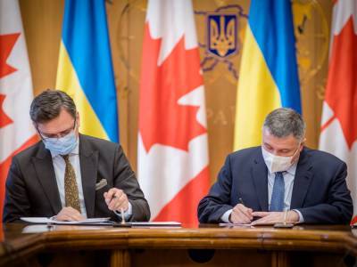 Украина и Канада создадут рабочую группу для упрощения визового режима – МИД Украины