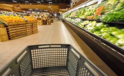 Украинцам назвали топ-7 продуктов в супермаркетах, от покупки которых лучше воздержаться