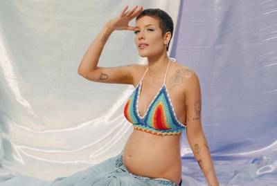 Певица Холзи заявила, что беременна, и рассекретила бойфренда