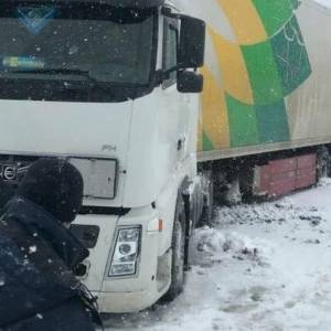 Снегопад в Одессе: въезд габаритного и грузового транспорта ограничен