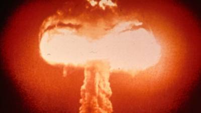 Часы Судного дня остановились за 100 секунд до "ядерной войны"
