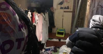 Дети росли среди мусора, без воды и канализации: прокуратура заинтересовалась делом о семье из Харькова