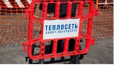 Жители Невского проспекта остались без тепла из-за прорыва на улице Дмитрия Устинова