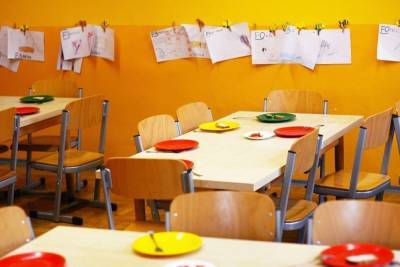 Германия: Введение ослаблений и открытие школ и детских садов опять отложено