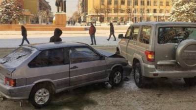 Водитель пострадавшей машины в Брянске взывает к очевидцам за помощью