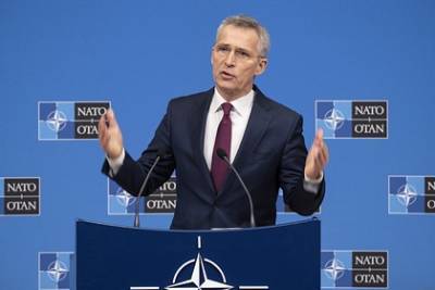 Йенс Столтенберг - Стюарт Пич - В НАТО призвали готовиться к «агрессивным действиям» России - lenta.ru