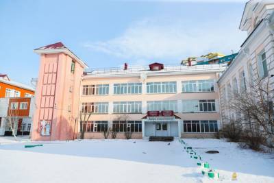 Родители не могли дождаться официальной отменны занятий в школах в Улан-Удэ