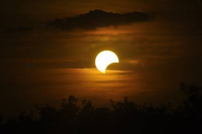 Лунное и солнечное затмения увидят жители Земли в 2021 году
