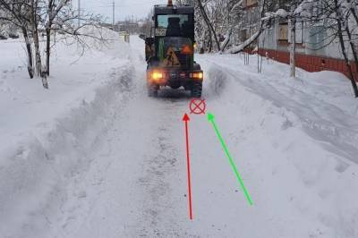 В Усинске погрузчик во время уборки снега сбил пешехода