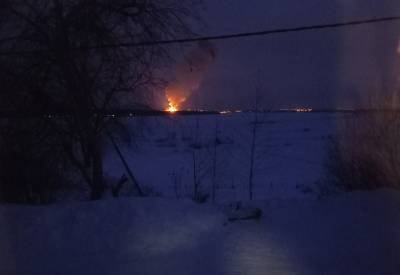 Опубликовано видео крупного пожара на пороховом заводе в Перми