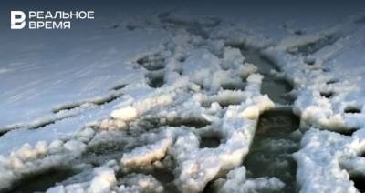 МЧС Татарстана предупредили о промоинах на льду