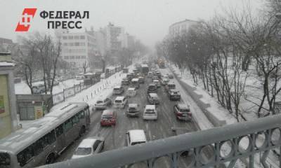 Мэр Владивостока обвинил «холмистость и горы» в транспортном коллапсе