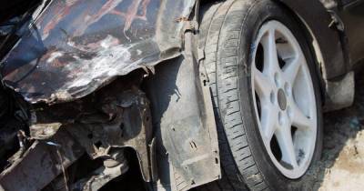 В Краснознаменском районе водитель умер за рулём, его машина врезалась во встречную легковушку