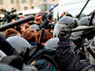 Полиция Москвы задержала чеченца, подравшегося с силовиками на акции протеста 23 января