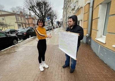 Рязанец вышел на пикет у мэрии из-за состоянии Северной окружной дороги - ya62.ru - Рязань