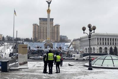 В центре Киева полиция приступила к усиленному дежурству из массовых акций протеста: фото