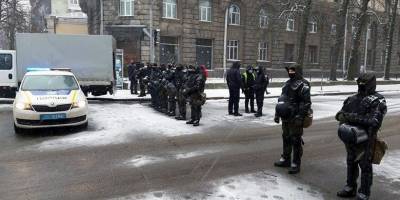Полиция и Нацгвардия усилили охрану в центре Киева из-за протеста предпринимателей