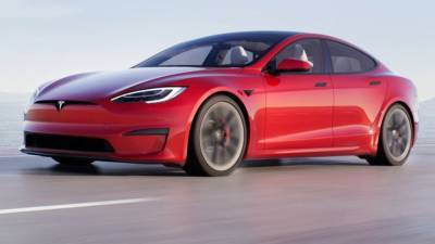 Tesla представила новый электрокар Model S