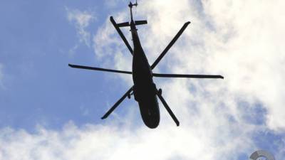 В Красноярском крае взлетающий вертолет зацепил лопастями здание аэропорта
