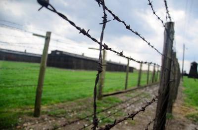 В Собиборе обнаружены металлические бирки детей, убитых во время Холокоста и мира