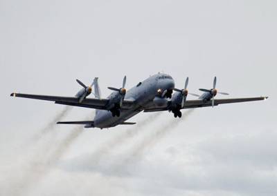 Экипажи Ил-38 обнаружили на Камчатке подлодку условного противника