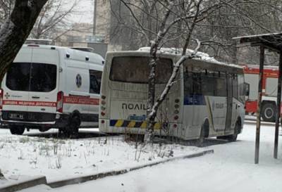 Переполох в Киеве: в центр города стягивают силовиков и спасателей, кадры с места событий