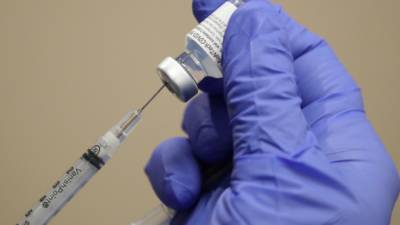 Рада приняла за основу законопроект о запуске вакцинации от COVID-19