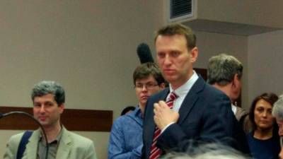 Навальный регулярно игнорировал правила условного наказания