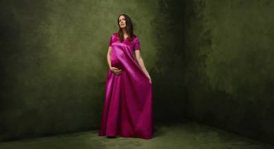 Актриса Мэнди Мур снялась в красивой фотосессии за несколько недель до родов: волшебные фото