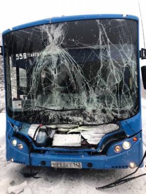 В ГИБДД рассказали подробности ДТП с рейсовым автобусом в Кузбассе