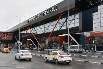 Шереметьево изменит правила заезда к терминалам