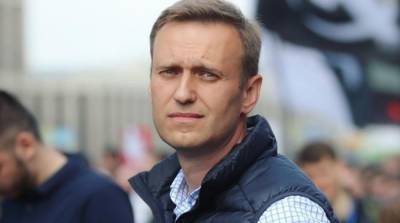 Российского оппозиционера Навального оставили под арестом