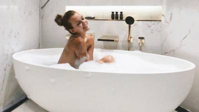 Для хорошего самочувствия и идеального тела: что стоит добавить в ванну во время купания