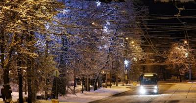 "Дорога — лёд": в Калининграде в снегопад произошло 11 ДТП