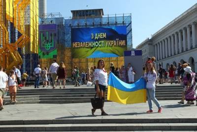 Зеленский обговорил с Ермаком и Кулебой подготовку к 30-летию независимости Украины